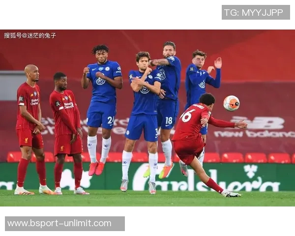 英超焦点战：AC米兰与里昂激战成和十大精彩瞬间回顾