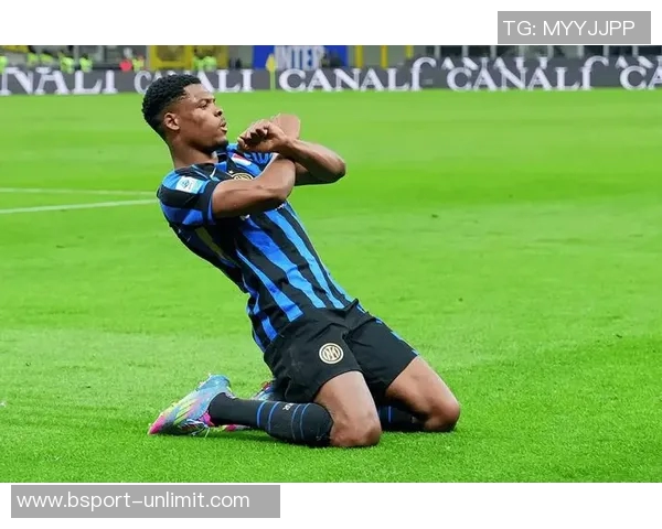 德甲精彩对决皇马狂胜国米五球大捷帽子戏法点燃全场激情 德甲精彩对决皇马狂胜国米五球大捷帽子戏法点燃全场激情