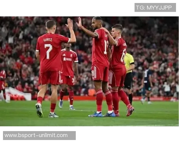 中超精彩对决多特蒙德大胜利物浦补时进球点燃全场激情