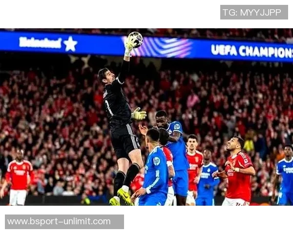 本菲卡绝杀皇马全场沸腾战术解析与精彩瞬间回顾